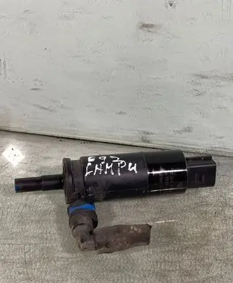 BMW 3 E92 E93 Headlight washer pump 6712697309702