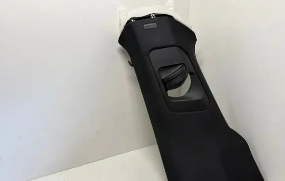 Audi E-tron GT (B) pillar trim (bottom) 4J3867243 4J38672436F2