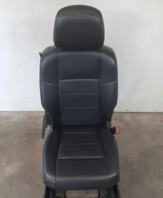 Jeep Compass Front passenger seat 