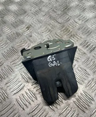 Tailgate/trunk/boot lock/catch/latch