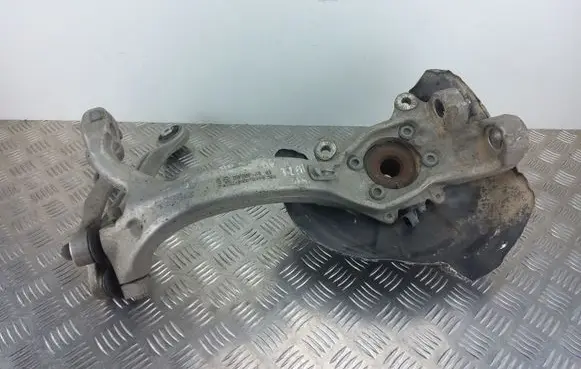 Audi A6 S6 C6 4F Front wheel hub 4F0407242F