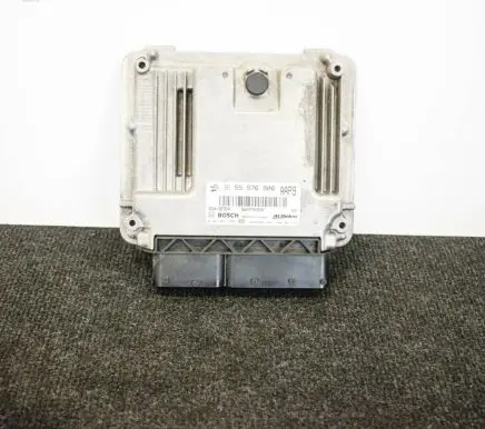 Opel Insignia A Engine control unit/module 55576906