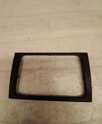 Volkswagen Golf VI Radio/GPS head unit trim 5K0858063 5K0858061