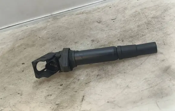 Citroen C5 High voltage ignition coil 19005293