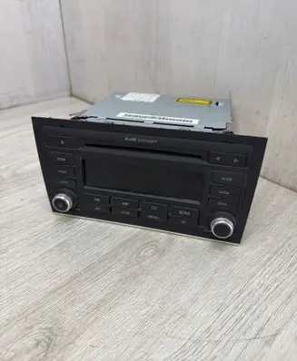 Audi A4 S4 B7 8E 8H Radio/CD/DVD/GPS head unit 8E0035186AK 7646136380 AUZ1Z3G1818847