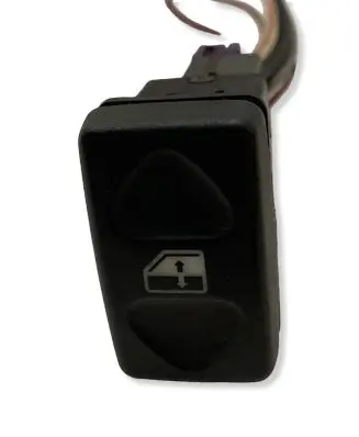Land Rover Discovery Electric window control switch YUF101770 03035106