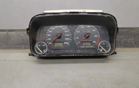 Volkswagen Golf III Speedometer (instrument cluster) 1H6919033AA