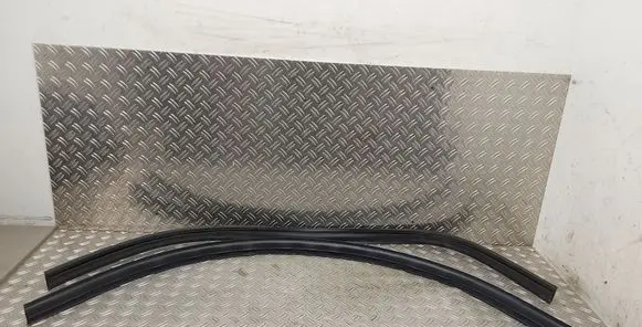 Toyota RAV 4 (XA40) Other sill/pillar trim element 