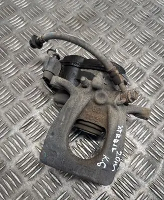 Nissan X-Trail T32 Rear brake caliper 