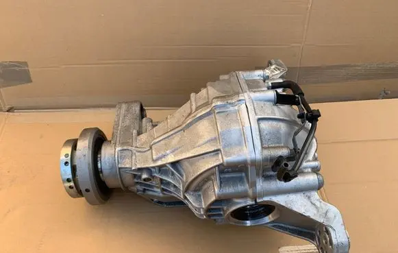 Maserati Levante Rear differential 6700376850