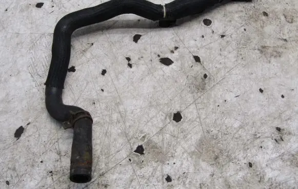 Nissan Qashqai Engine coolant pipe/hose