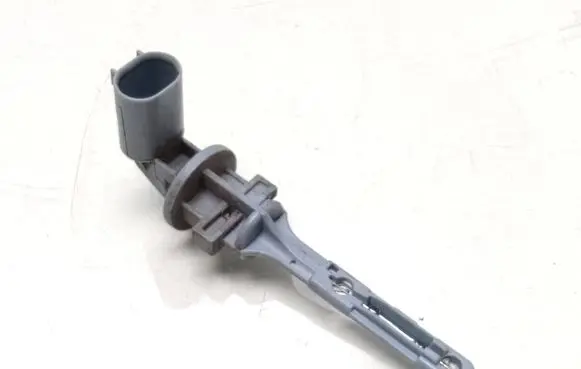 BMW 3 E90 E91 Windshield washer fluid level sensor 7192724