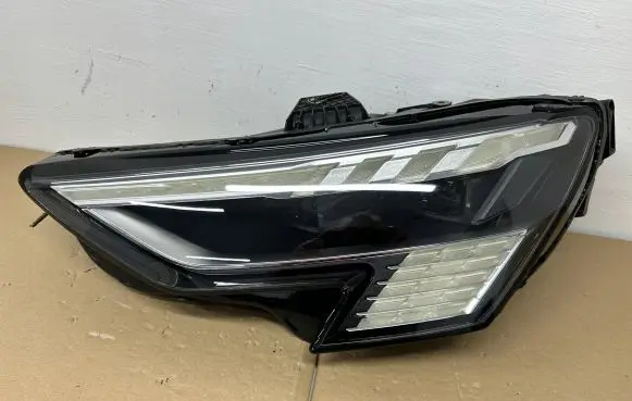 Audi A3 8Y Headlight/headlamp 8y0941035