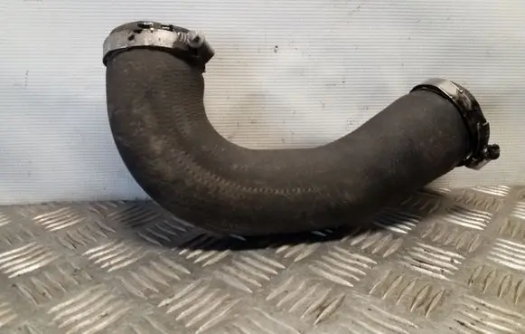 Intercooler hose/pipe