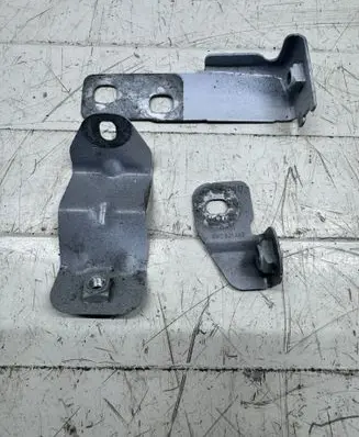 Audi A4 S4 B9 8W Fender mounting bracket 8W0821433B 8W0821471 8W0821469