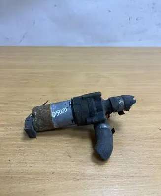 Mercedes-Benz E W210 Windscreen/windshield washer pump 0115450128 D5080