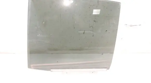 Lexus CT 200H Rear door window glass