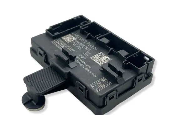 Audi A4 S4 B9 Door control unit/module 4M0959793H 4M0959793F A2C7486441900