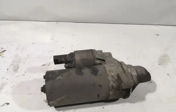 Audi A4 S4 B7 8E 8H Starter motor