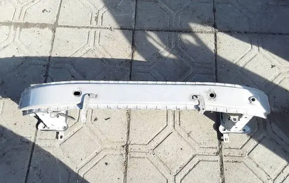 Volvo C30 Front bumper cross member