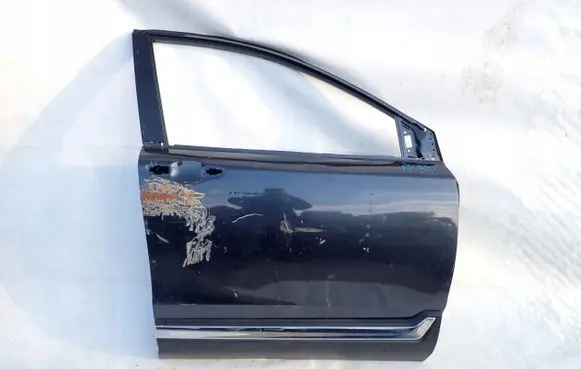 Honda CR-V Front door