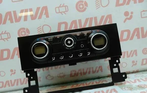 Renault Koleos I Climate control unit 27500JY58C 1396