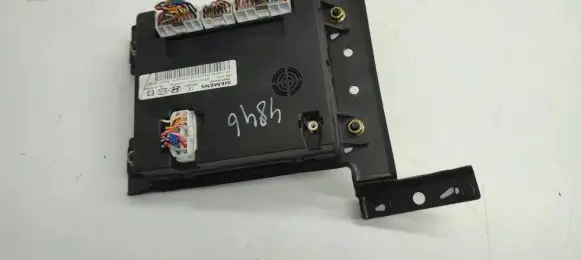 KIA Opirus Central body control module 95400-3f301