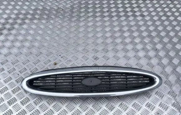 Ford Mondeo MK II Front bumper upper radiator grill 1036771