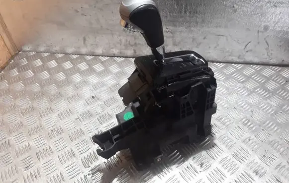Chevrolet Cruze Gear shifter/selector
