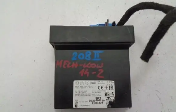 Peugeot 2008 II Light module LCM 9835345880