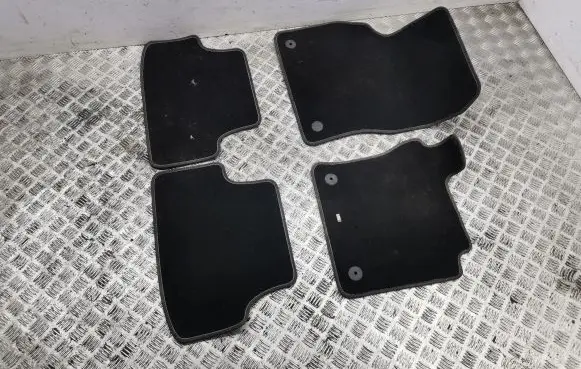 Volkswagen Golf VIII Car floor mat set 5G0864451C 5G0864452C 5G2864436C