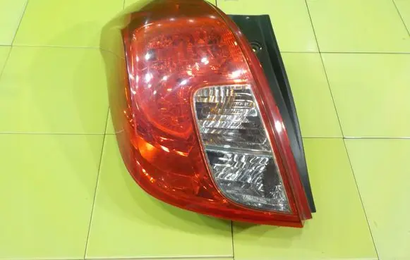 Opel Mokka Rear/tail lights 42435941 ZP31