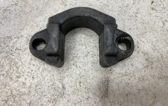 BMW 3 E46 Fuel Injector clamp holder 