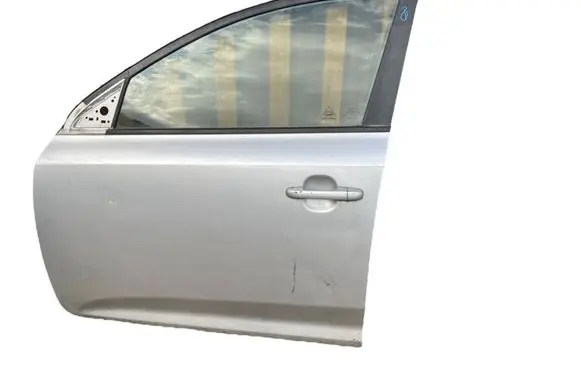 KIA Ceed Front door