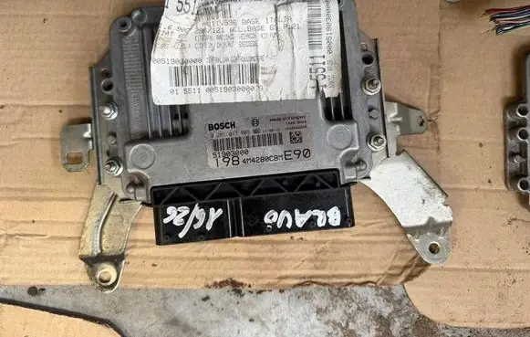 Fiat Bravo Engine control unit/module ECU 51903000 0281017809
