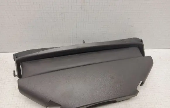 Steering wheel column trim