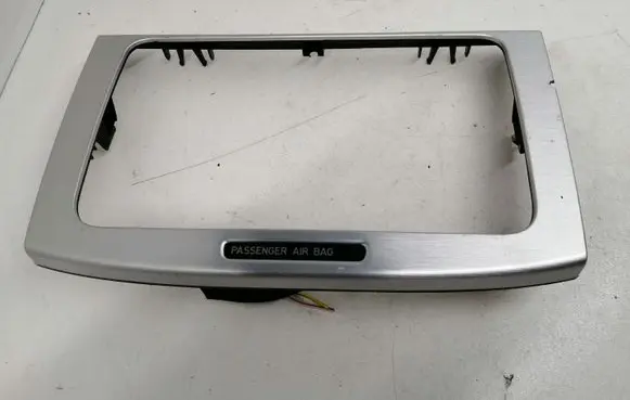 Volkswagen PASSAT B6 Radio/GPS head unit trim 3C0858069 3C0858069AG