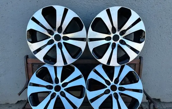 KIA Sportage R18 alloy rim 