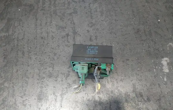 Citroen C4 I Picasso Glow plug pre-heat relay 9639912580 51299011A