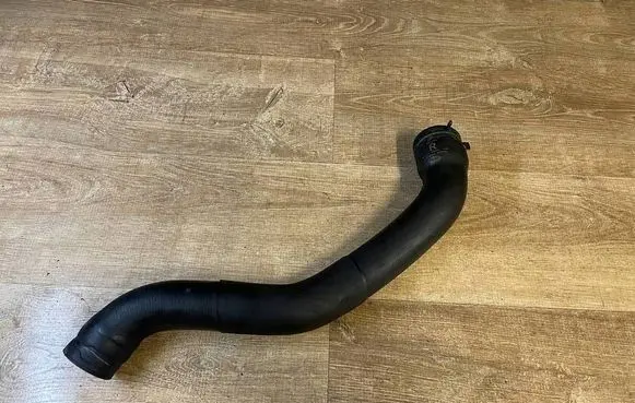 Jaguar F-Type Engine coolant pipe/hose 9W83-8N241-AD