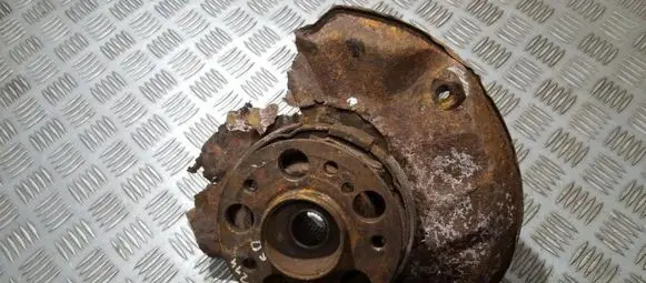 Mercedes-Benz C W202 Rear wheel hub