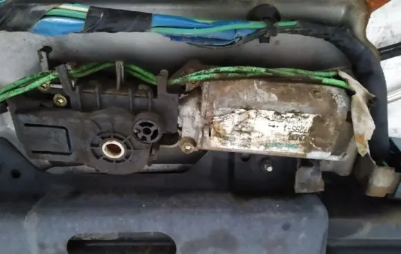 Honda Accord Sunroof motor/actuator 