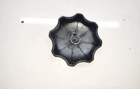 Mazda 3 I Rear seat side bottom trim 
