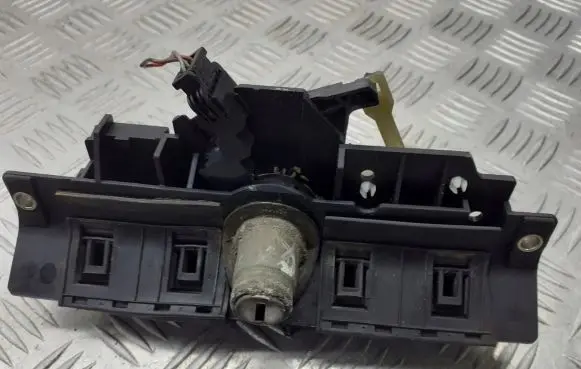 Audi A3 S3 8L Tailgate/trunk/boot lock/catch/latch 4B0827565