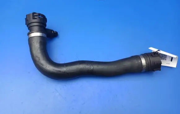 BMW 6 E63 E64 Engine coolant pipe/hose 17127519250 7519250 1712751925001