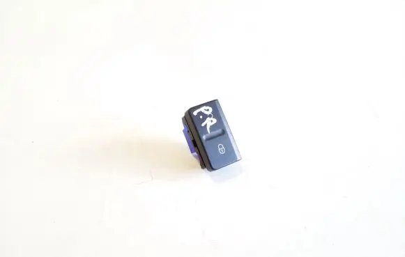 Volkswagen Golf V Central locking switch button 5M2962125B