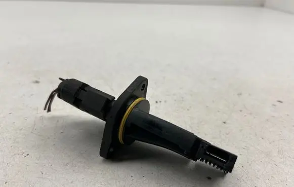 Mercedes-Benz ML W163 Mass air flow meter 525880