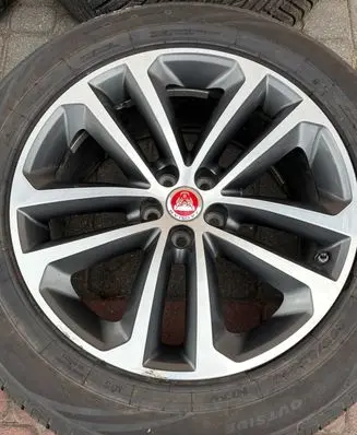 Jaguar F-Pace R19 forged rim HK8M1007VA
