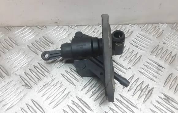 Ford Fiesta Clutch master cylinder