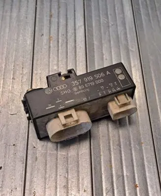 Coolant fan relay